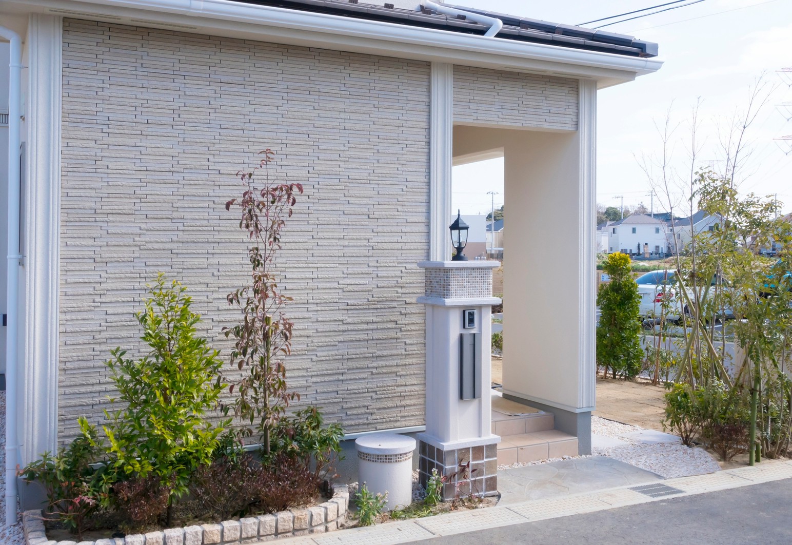 エクステリア・外構の施工会社とご利用者の信頼関係が生まれやすい仕組み