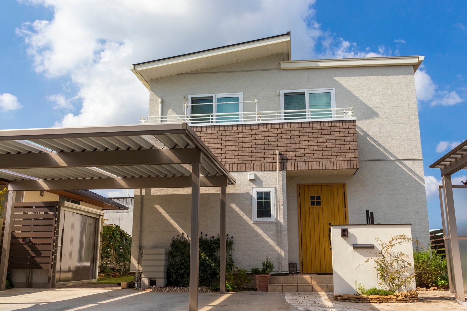 実際に利用したご利用者のみが投稿できる口コミシステム